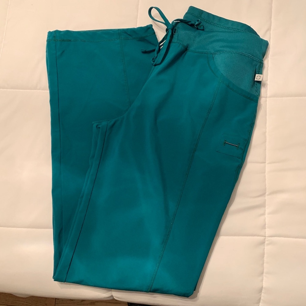 Cherokee Infinity Scrub Pant